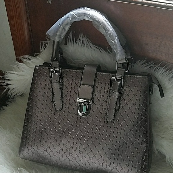 Purse - Picture 2 of 4